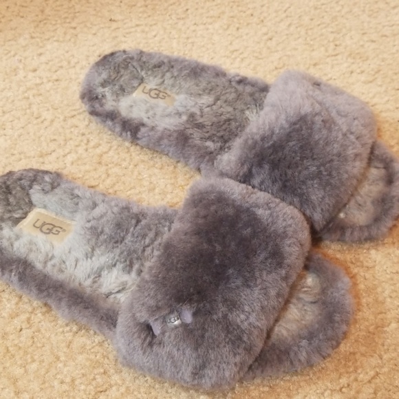 poshmark ugg slippers